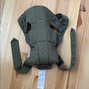 BabyBjörn Olive Green Carrier